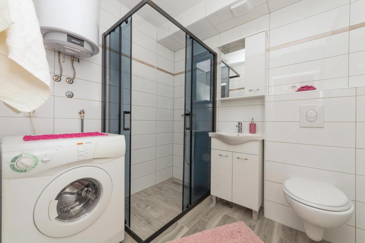 Apartment Strawberry Makarska Buitenkant foto