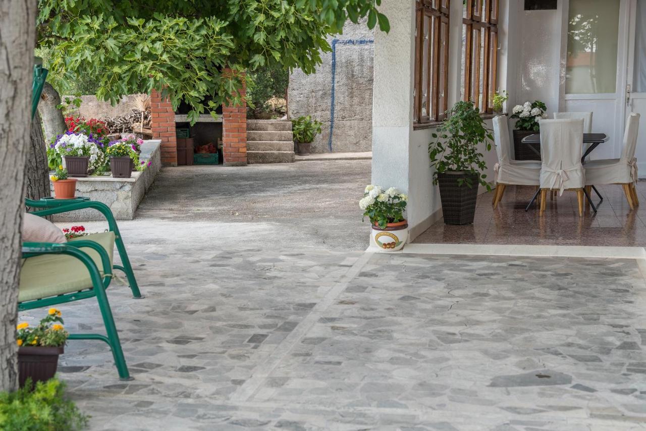 Apartment Strawberry Makarska Buitenkant foto