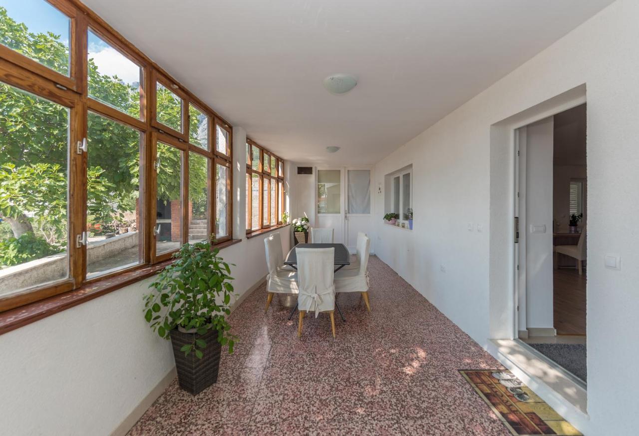 Apartment Strawberry Makarska Buitenkant foto